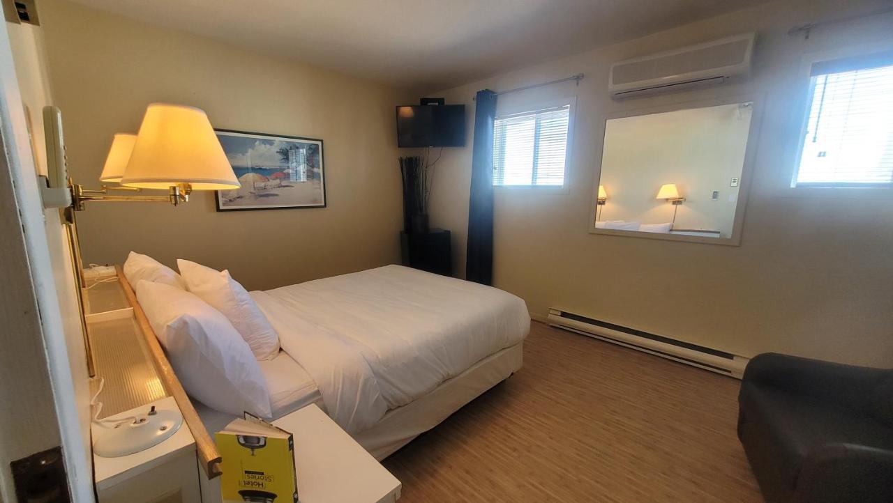 Hotel Aquamer Carleton-sur-Mer Buitenkant foto